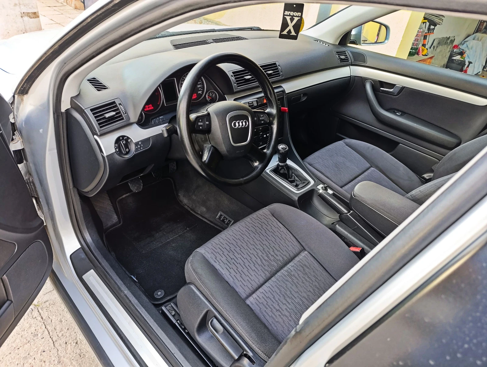 Audi A4 1.9 tdi, снимка 17 - Автомобили и джипове - 55016114