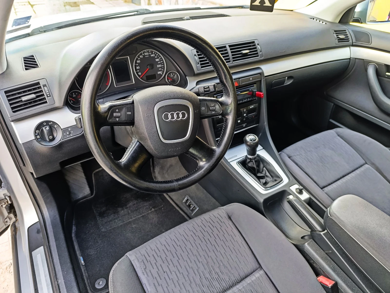 Audi A4 1.9 tdi, снимка 5 - Автомобили и джипове - 55016114