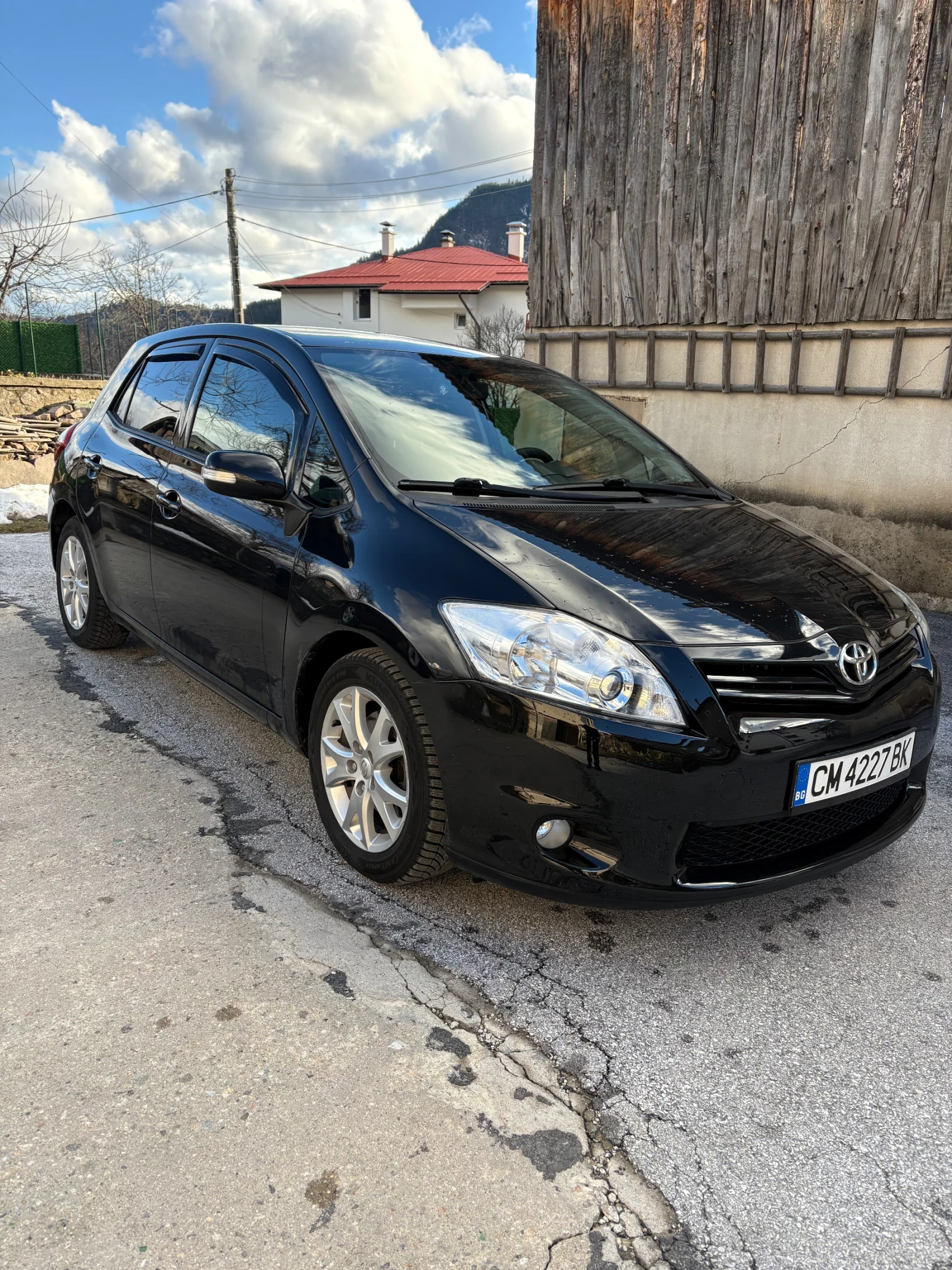 Toyota Auris 2.0 126, снимка 3 - Автомобили и джипове - 55278413