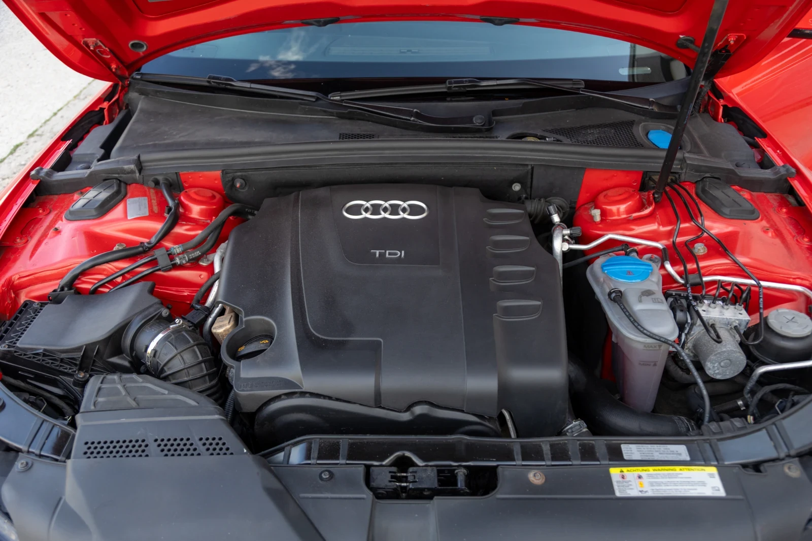 Audi A5 2.0Tdi S-line Quattro , снимка 14 - Автомобили и джипове - 55324379