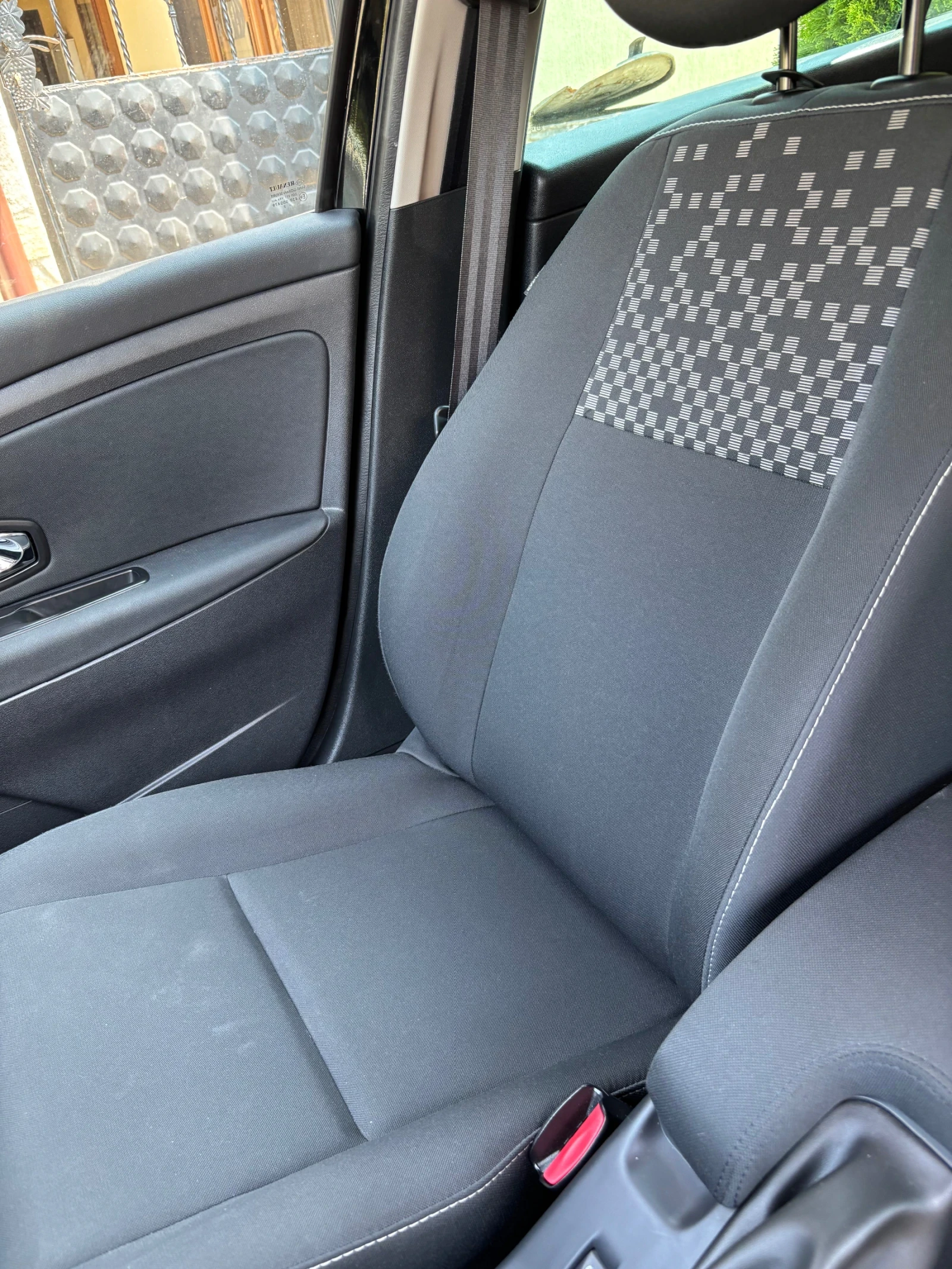 Renault Megane, снимка 9 - Автомобили и джипове - 55569663