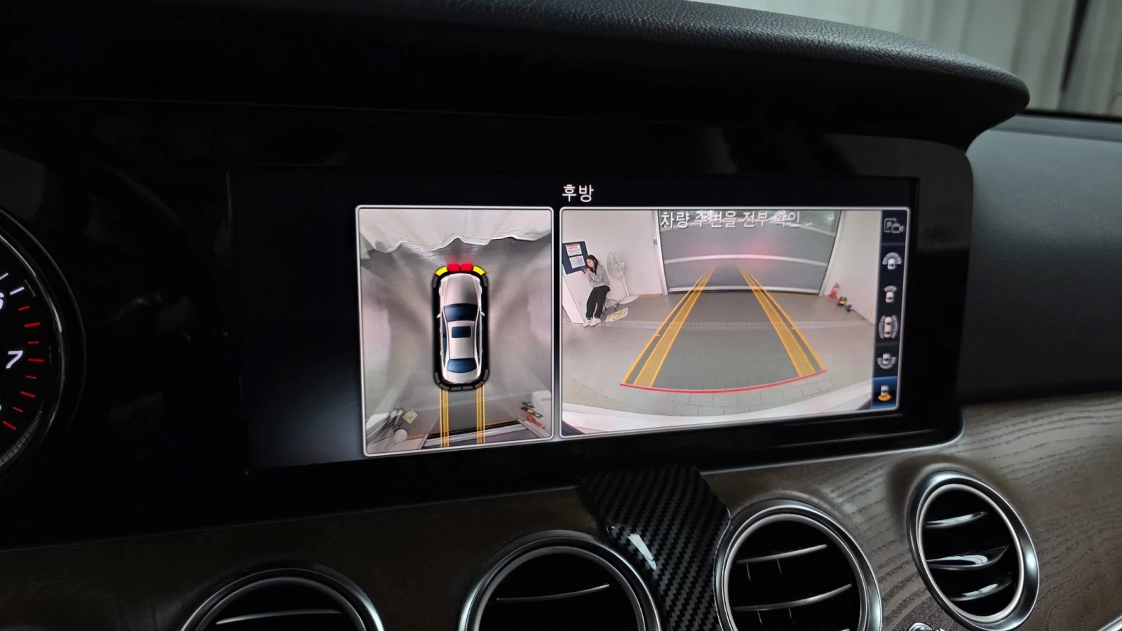 Mercedes-Benz E 300 Model 2018, снимка 10 - Автомобили и джипове - 55643300