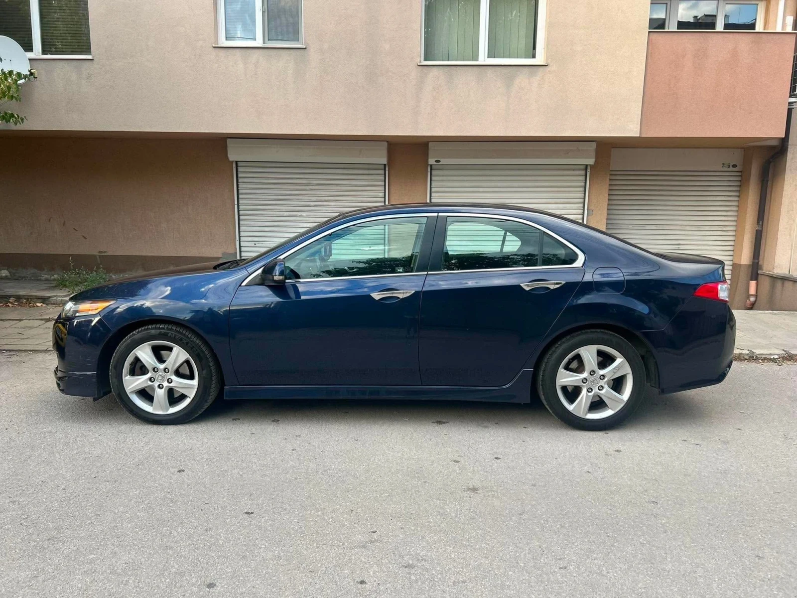 Honda Accord 2.4, снимка 2 - Автомобили и джипове - 55981981
