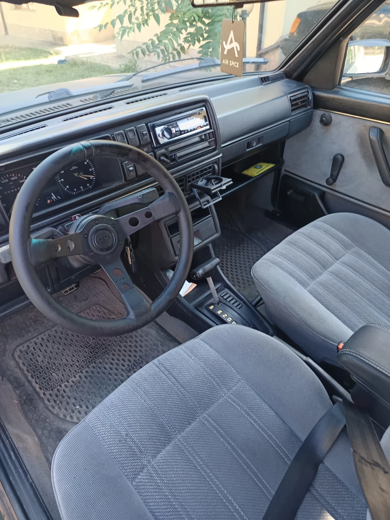VW Golf Автоматик, снимка 9 - Автомобили и джипове - 56154531