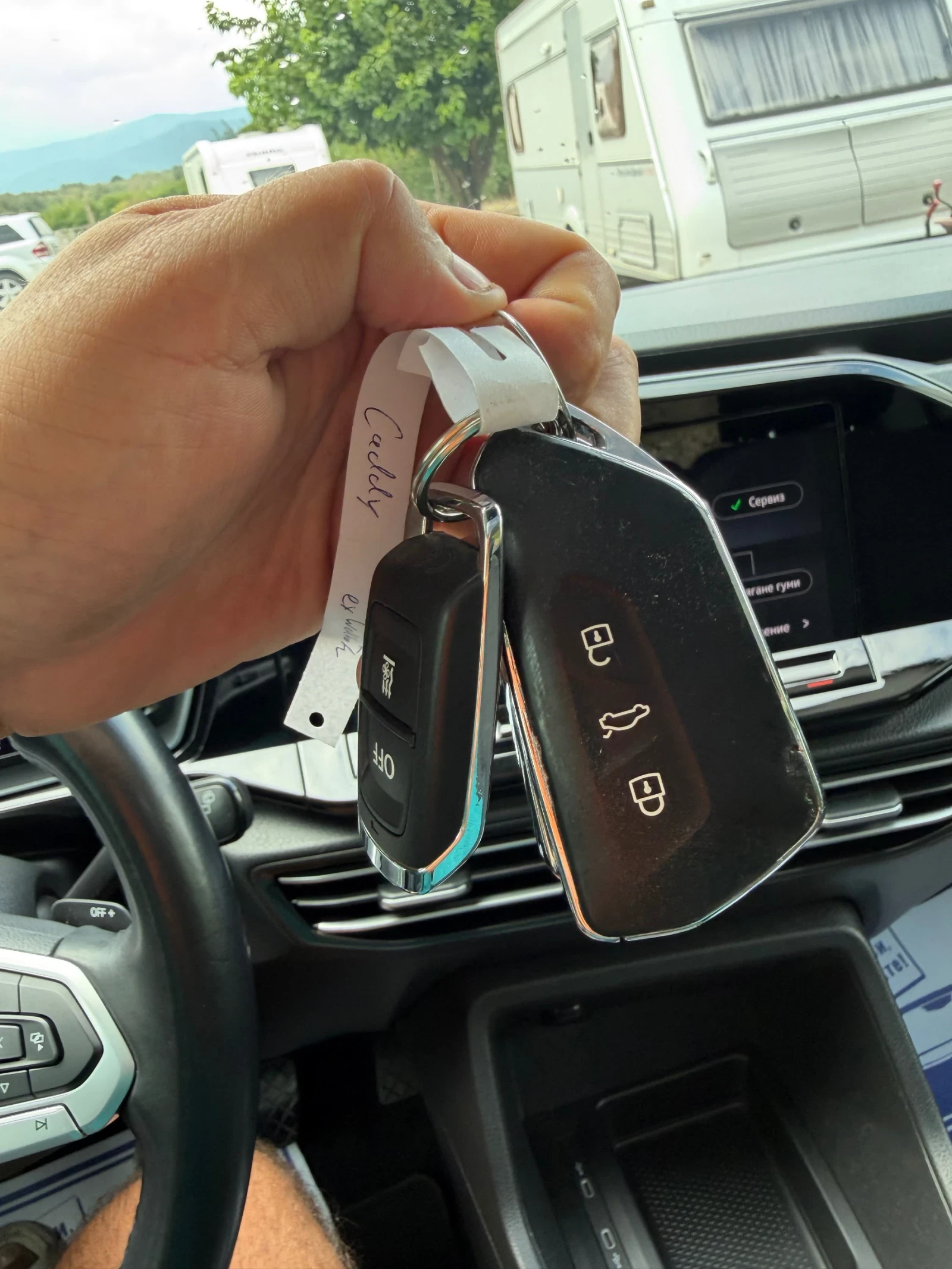 VW Caddy, снимка 13 - Автомобили и джипове - 56221744