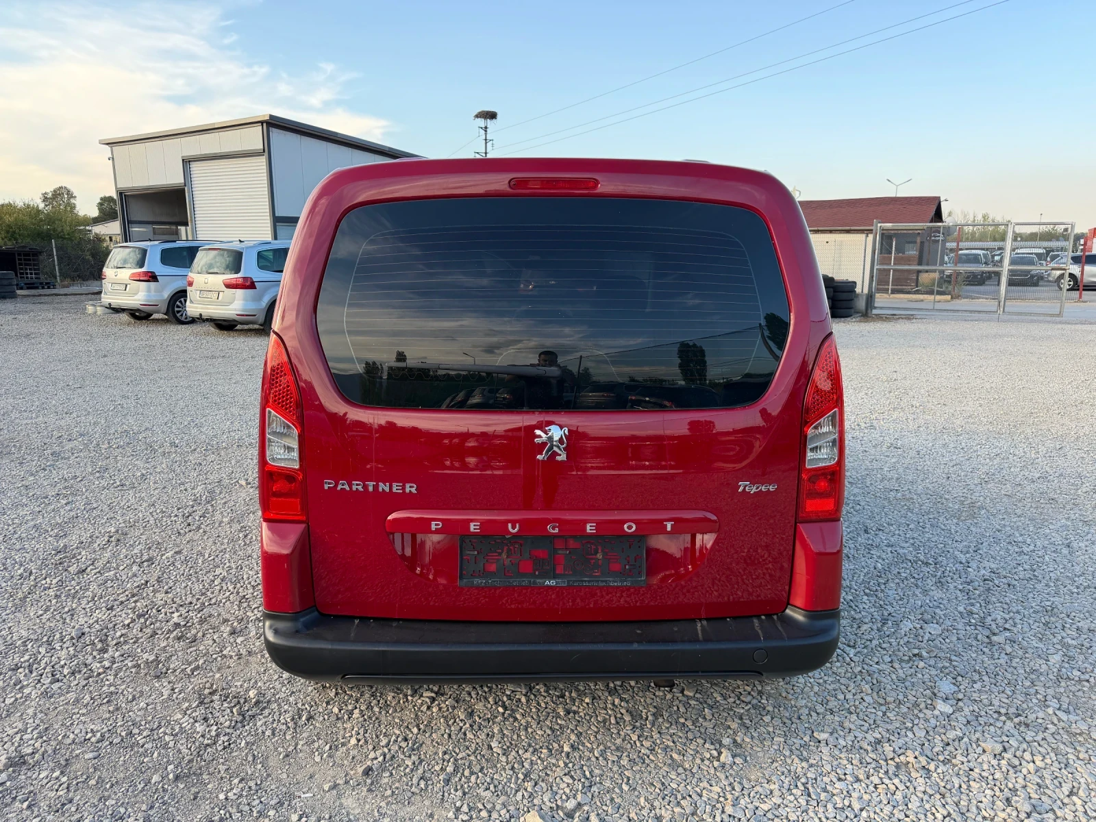 Peugeot Partner 1.6HDI-90PS, снимка 6 - Автомобили и джипове - 56331384