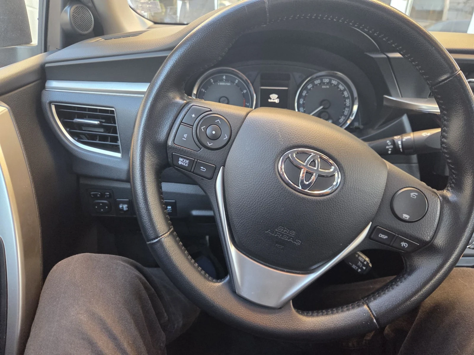 VW Golf, снимка 7 - Автомобили и джипове - 56362914