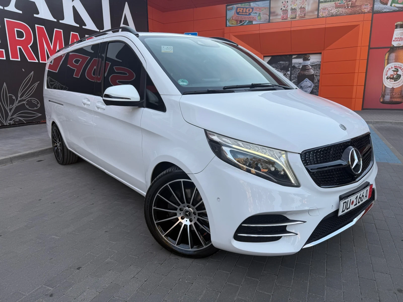 Mercedes-Benz V 300 AMG-Line ExtraLong FACE Dist cam Burmester Germany