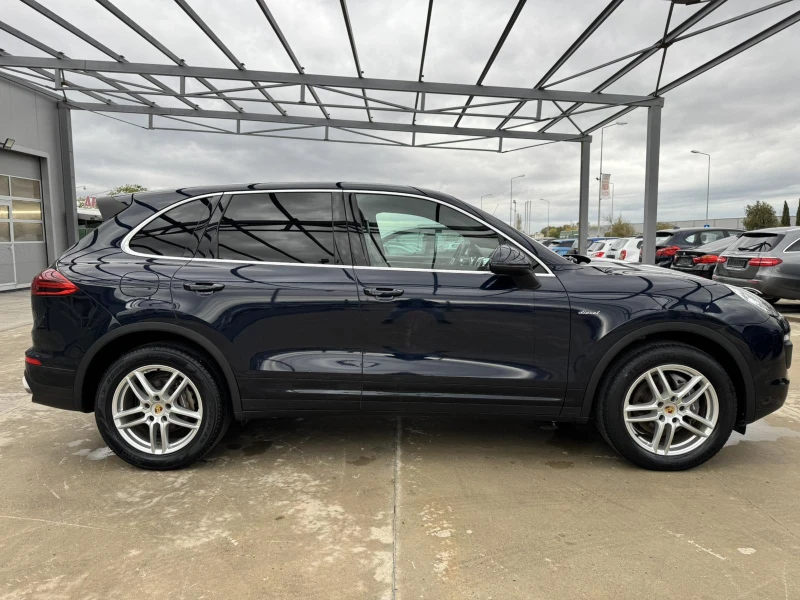 Porsche Cayenne 3.0* 250ps* 4x4* Facelift* КОЖА* НАВИ* КАМЕРА* , снимка 6 - Автомобили и джипове - 51179619