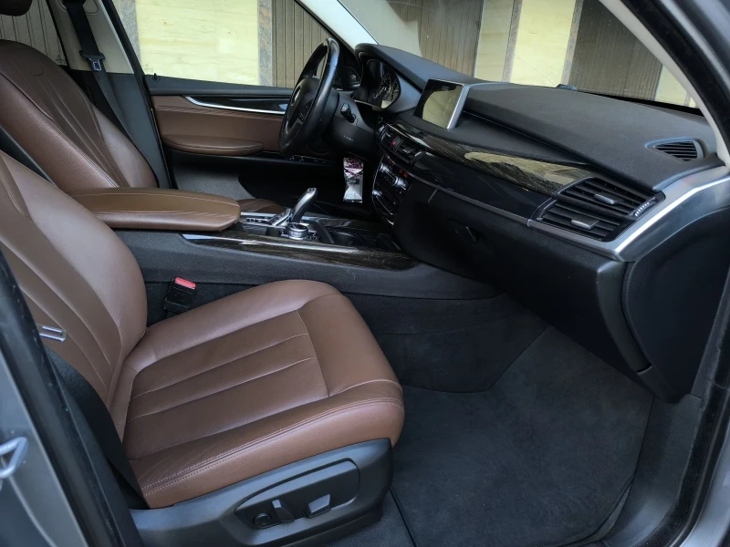 BMW X5 35i xDrive * ПОДАРЪК НОВИ ЗИМНИ ГУМИ* , снимка 9 - Автомобили и джипове - 52568013