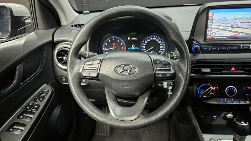 Hyundai Kona 2.0 2WD SMART autogeorge.com, снимка 11 - Автомобили и джипове - 52391915