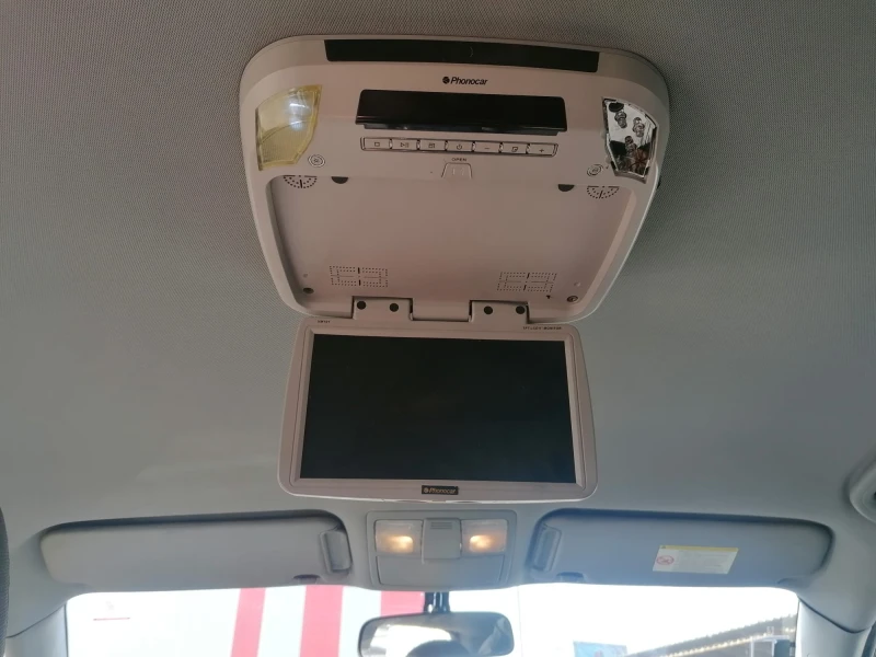 Kia Sorento 2.2 CRDI 4WD , снимка 13 - Автомобили и джипове - 52813789