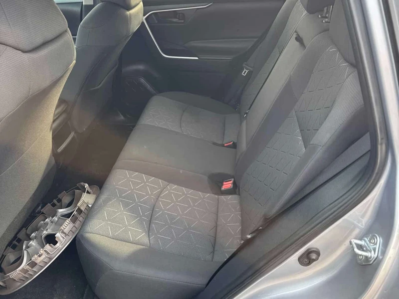 Toyota Rav4 * LE * CARFAX * ПОДГРЕВ* , снимка 12 - Автомобили и джипове - 53508116