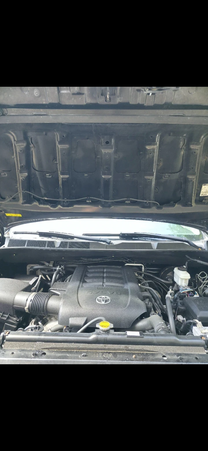 Toyota Sequoia, снимка 7 - Автомобили и джипове - 54840771