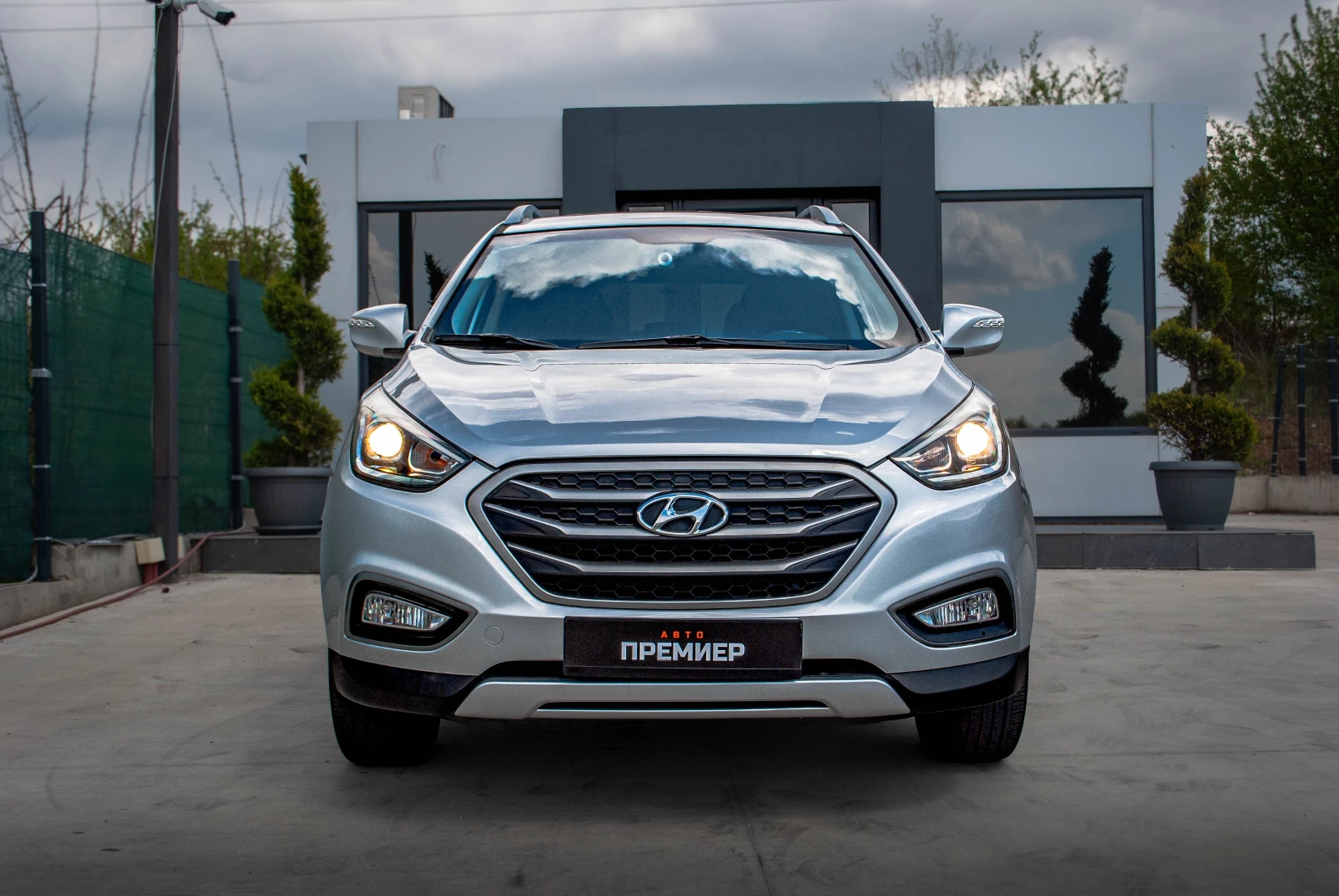 Hyundai Tucson 2.0CRDI-4WD-PREMIUM-6M ГАРАНЦИЯ! - изображение 2