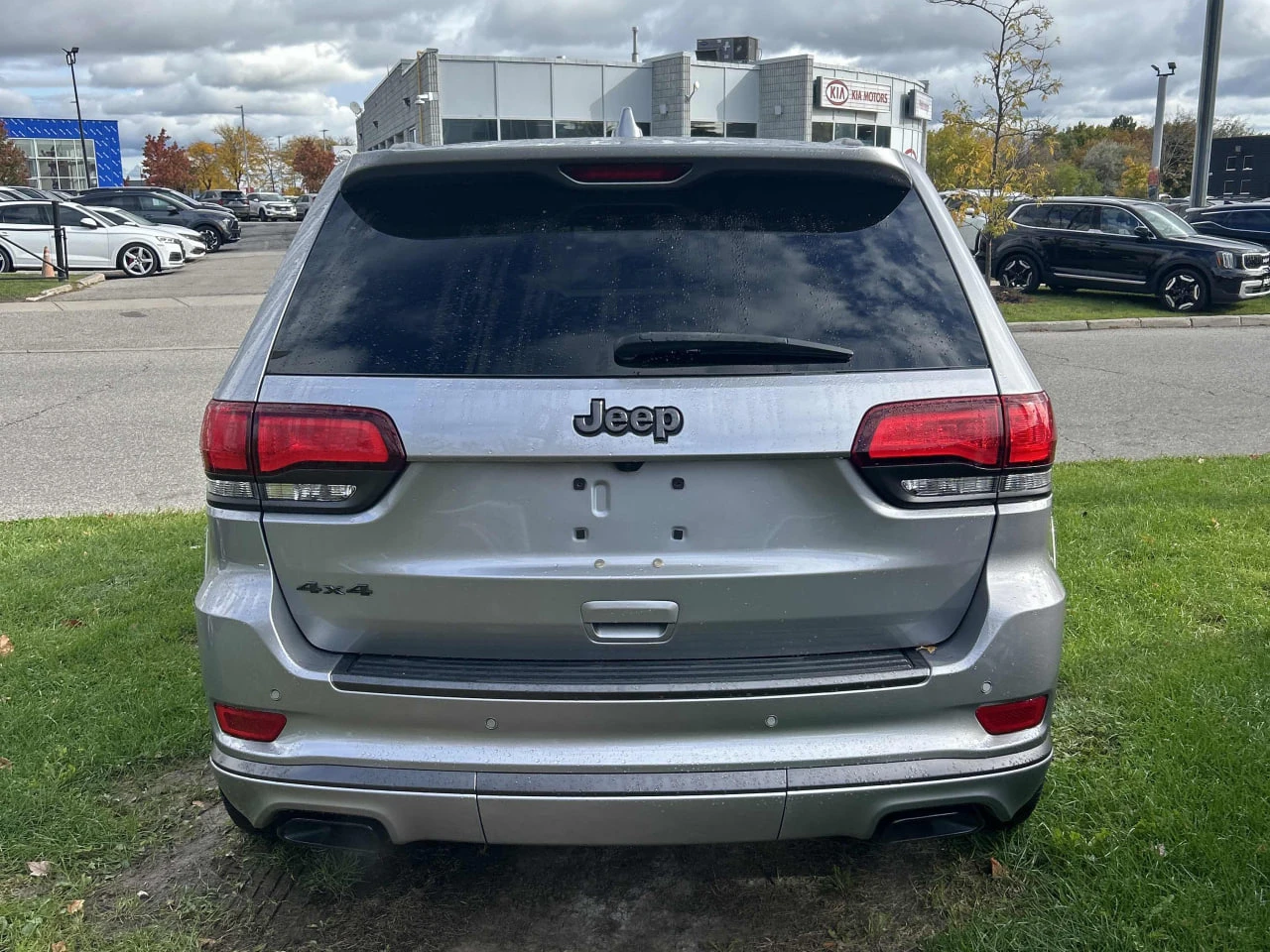 Jeep Grand cherokee * АВТО КРЕДИТ* ЦЕНА ДО БГ * СЕРВИЗНА ИСТОРИЯ *  - изображение 3