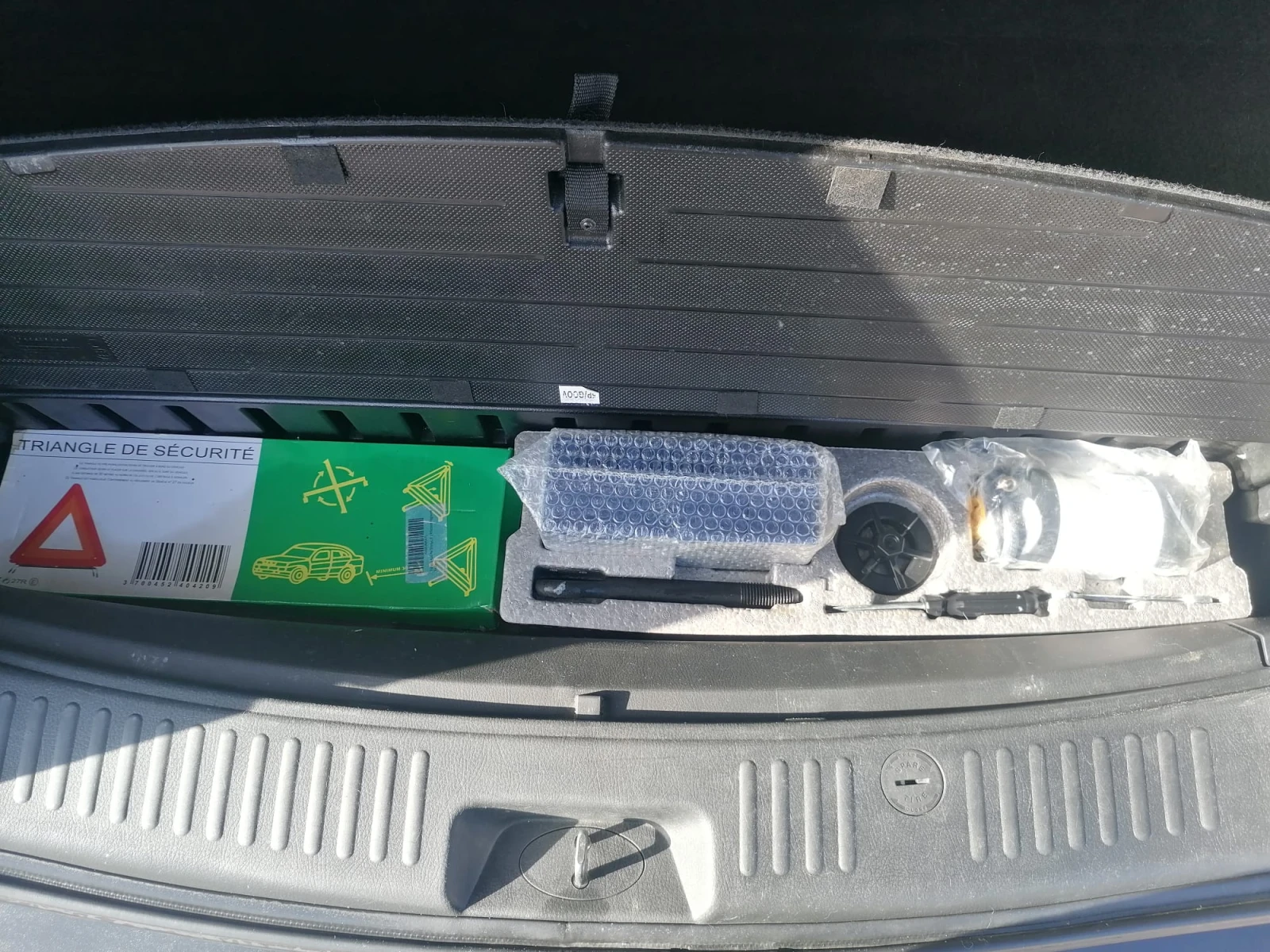 Kia Sorento 2.2 CRDI 4WD  | Mobile.bg � ����������� 15