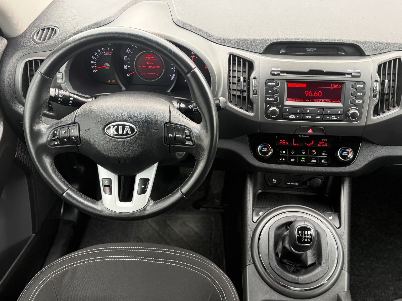 Kia Sportage 1.6GDI, снимка 11 - Автомобили и джипове - 54022684