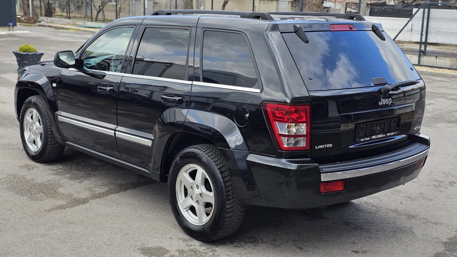 Jeep Grand cherokee 3.0CRDi 4x4 Auto IT-ИСТОРИЯ-ТОП СЪСТ.-ЛИЗИНГ, снимка 4 - Автомобили и джипове - 54236686