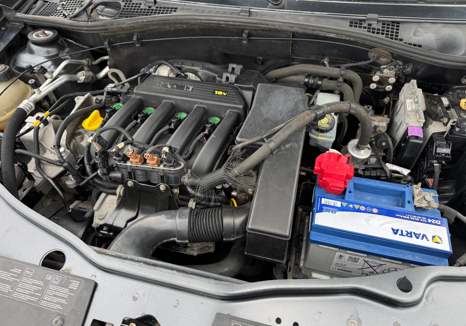 Dacia Duster 1, 6i bi-fuel GPL, 115ps, 4x2, нави, мулти, eco, е, снимка 17 - Автомобили и джипове - 54384714