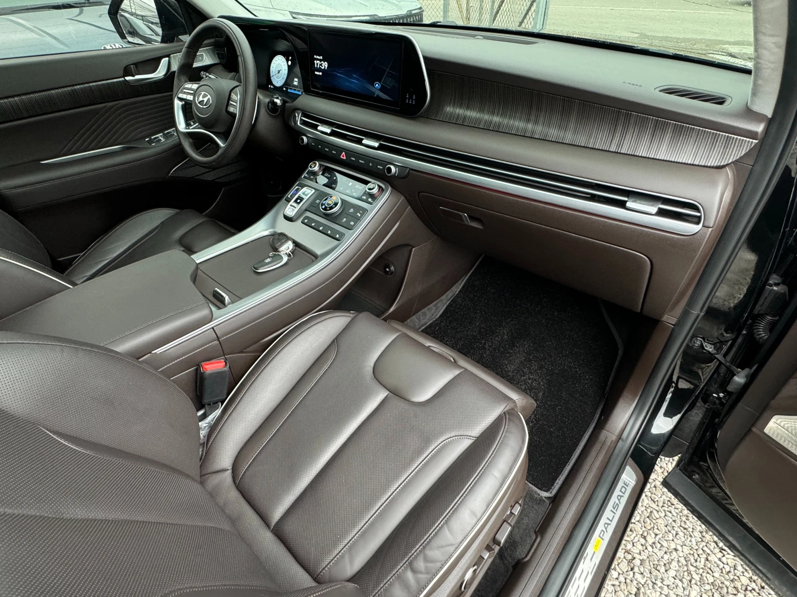 Hyundai Palisade 3.8 V6 ! 4WD ! Calligraphy !, снимка 11 - Автомобили и джипове - 54668061