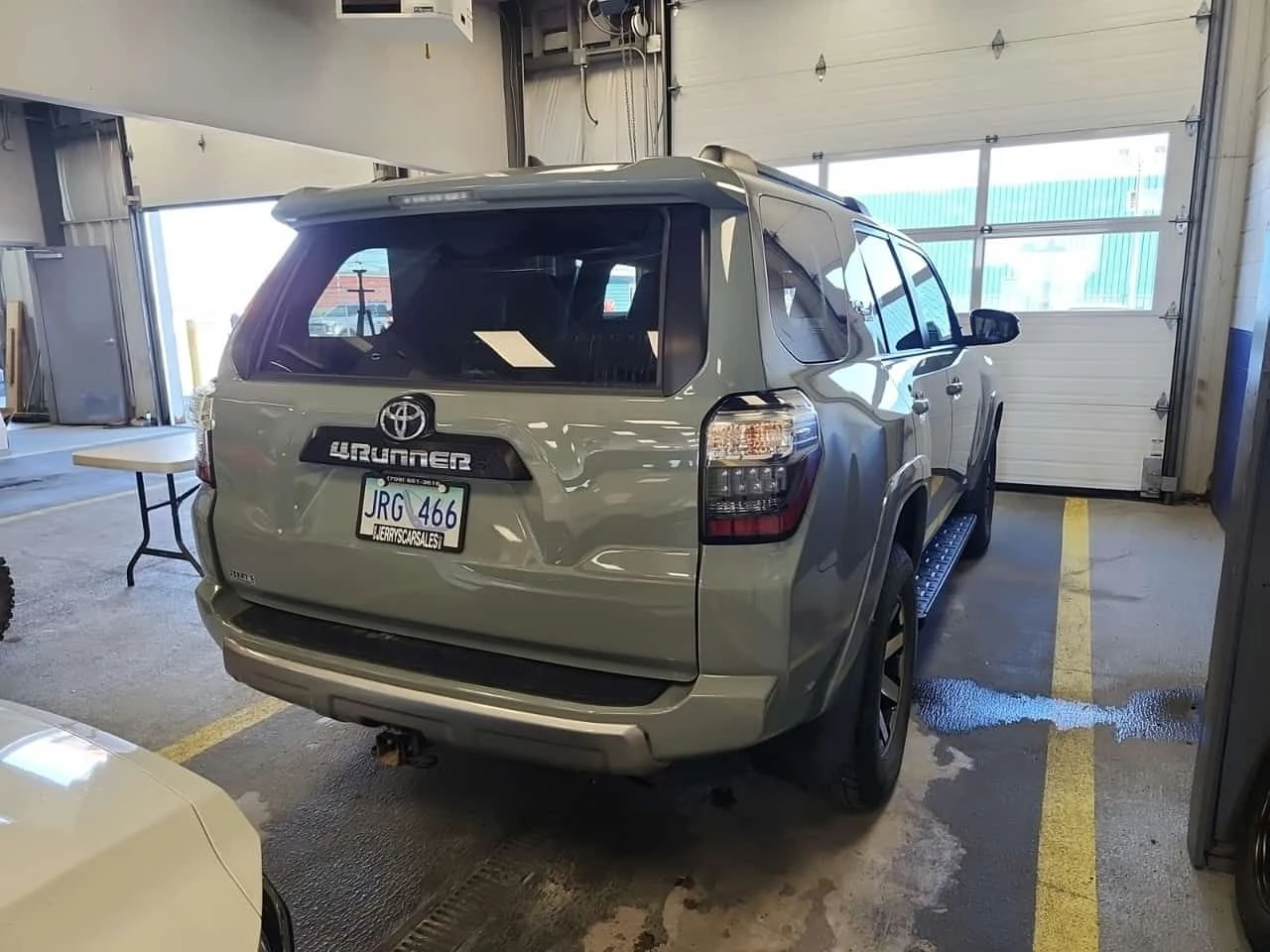 Toyota 4runner * TRD OFF ROAD PREMIUM * CARFAX * БЕЗ ПЪРВОНАЧАЛНА, снимка 3 - Автомобили и джипове - 54859915