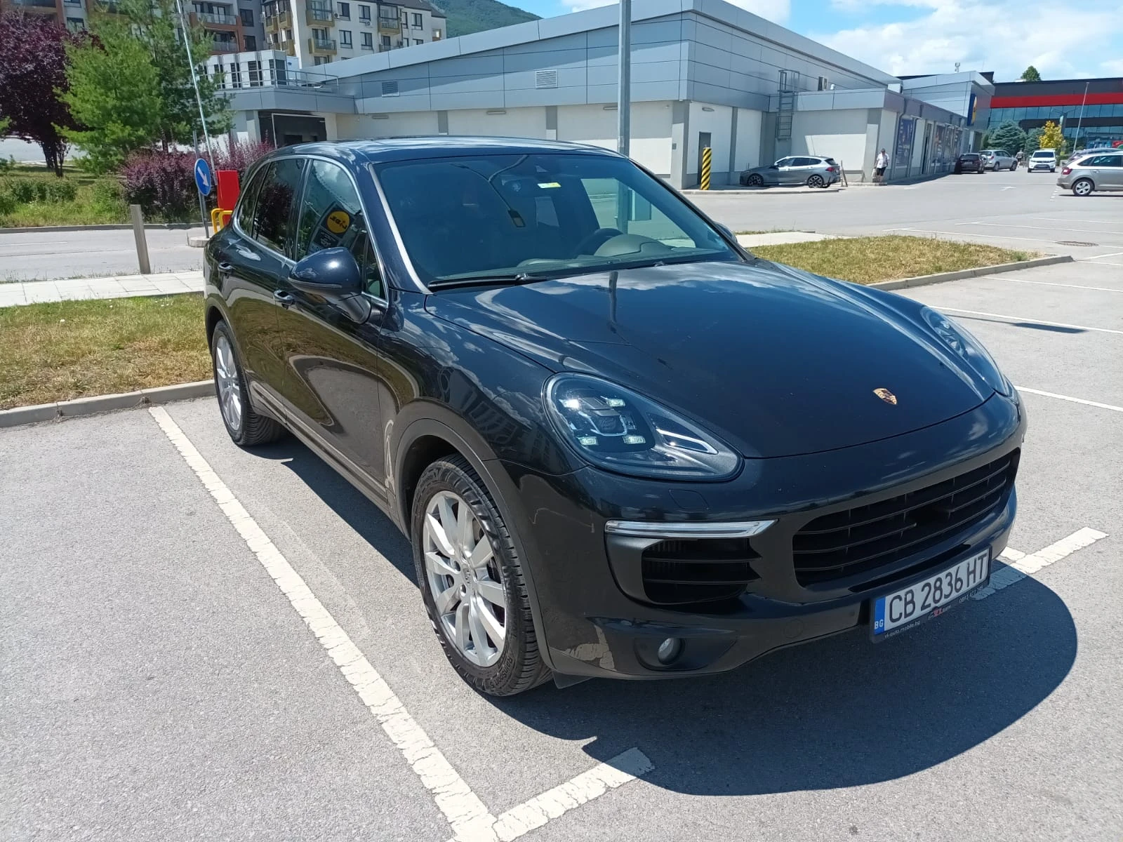 Porsche Cayenne Facelift /Дистроник/Панорама, снимка 3 - Автомобили и джипове - 55262482