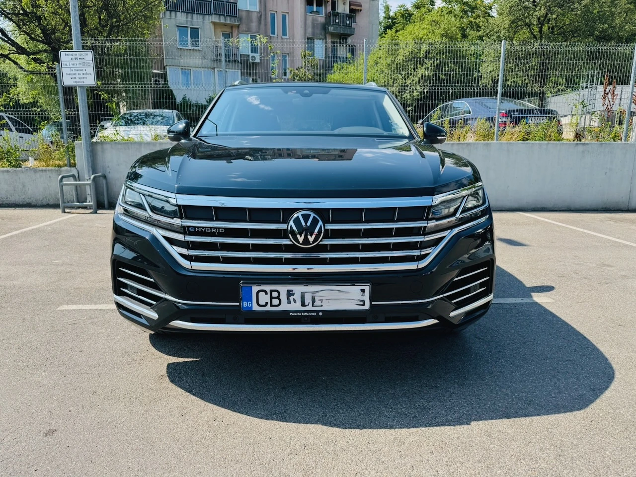 VW Touareg Elegance eHybrid, снимка 2 - Автомобили и джипове - 55357436