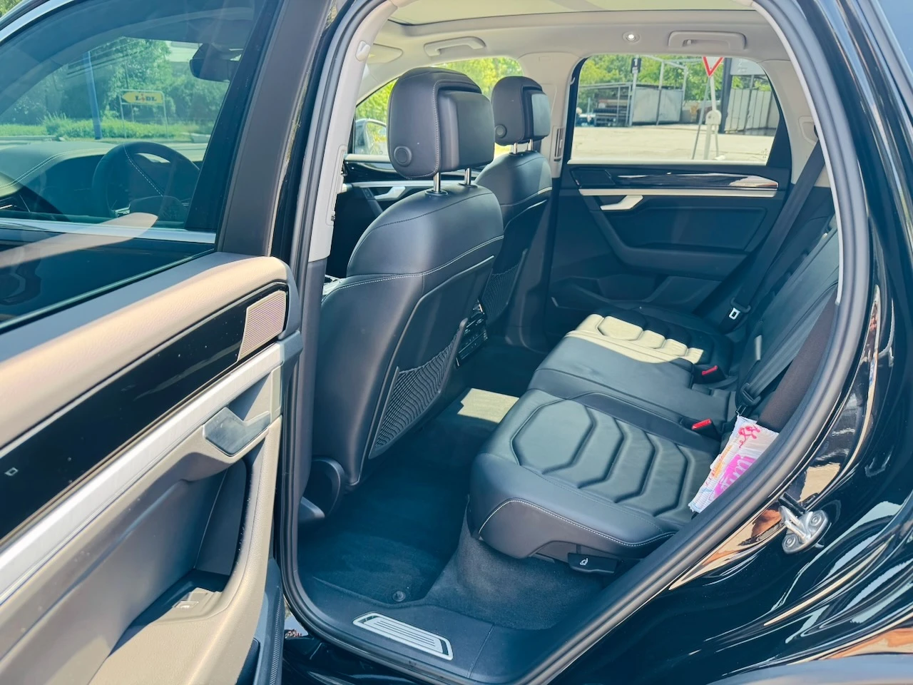 VW Touareg Elegance eHybrid, снимка 10 - Автомобили и джипове - 55357436
