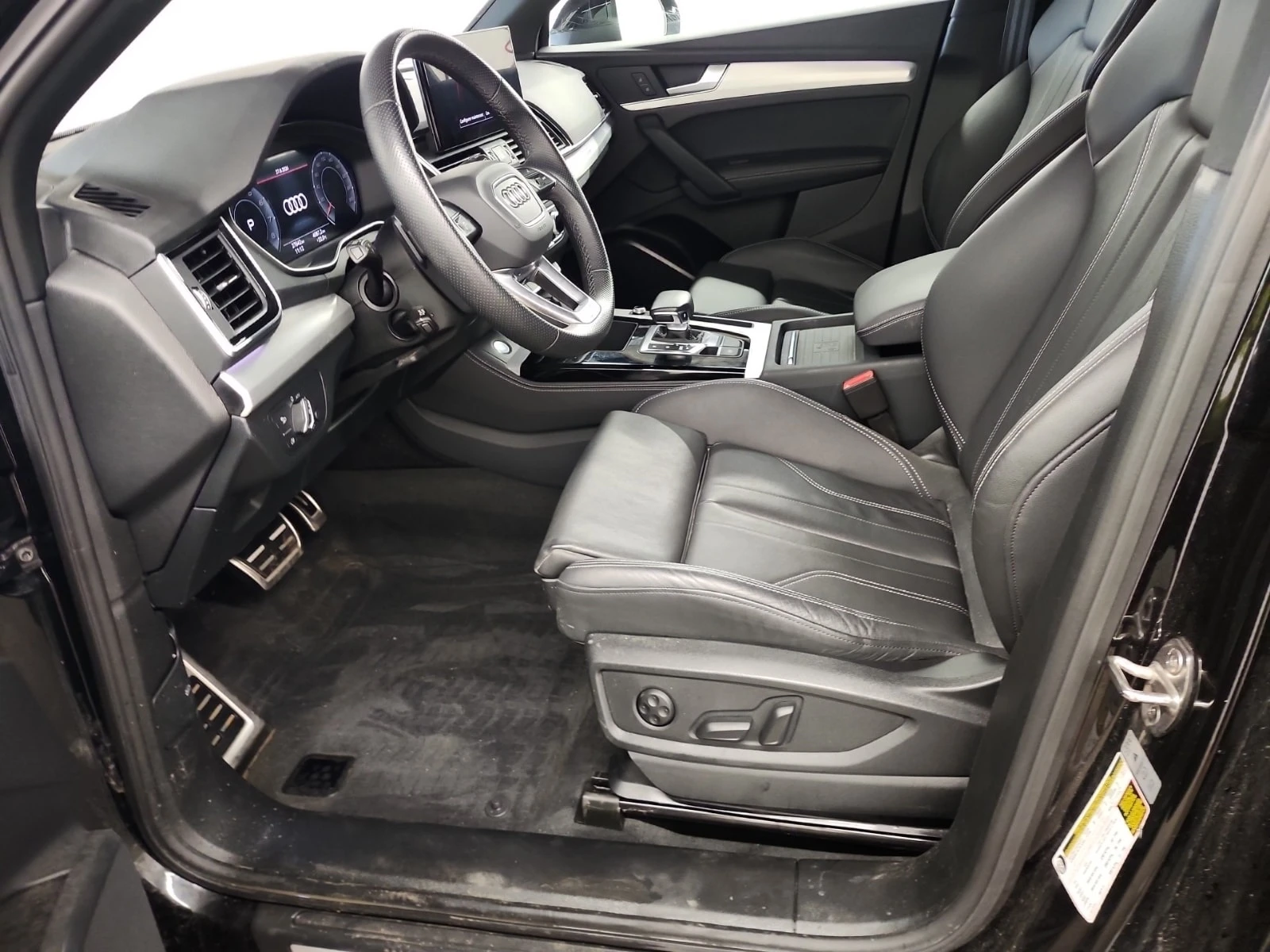 Audi Q5 PROGRESSIV / АМБИЕНТ / 360 / ДИСТРОНИК , снимка 9 - Автомобили и джипове - 55846937