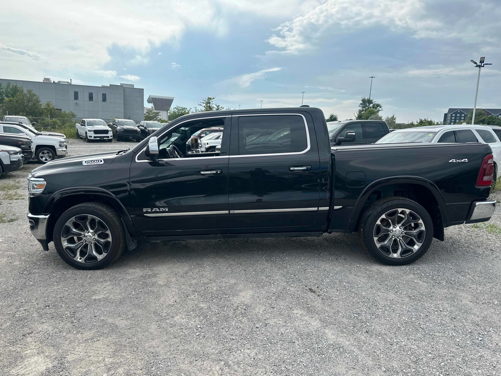 Dodge RAM 1500 * Limited * АВТОКРЕДИТ БЕЗ ПЪРВОНАЧАЛНА ВНОСКА* , снимка 16 - Автомобили и джипове - 55847818