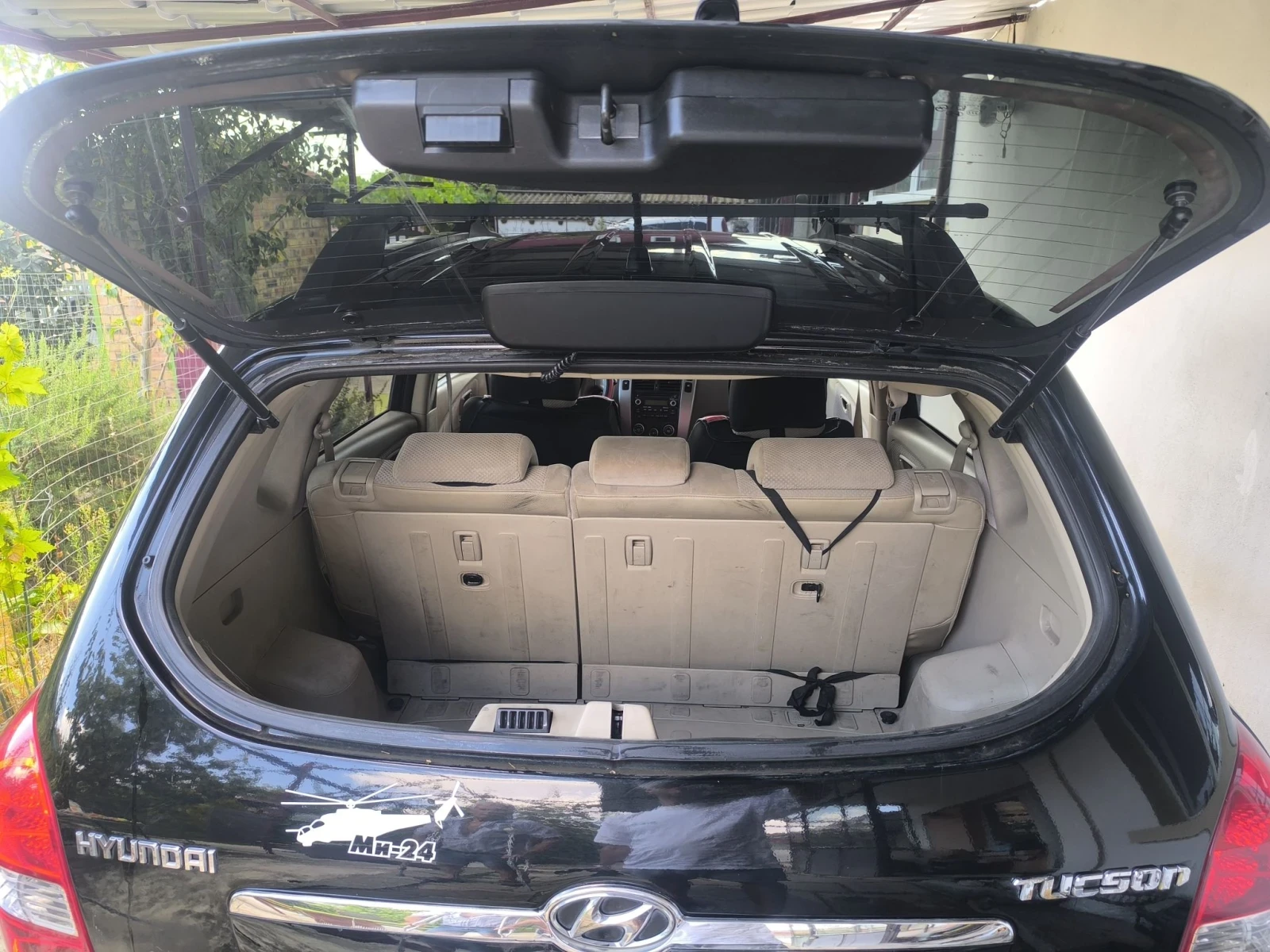 Hyundai Tucson, снимка 8 - Автомобили и джипове - 55873334