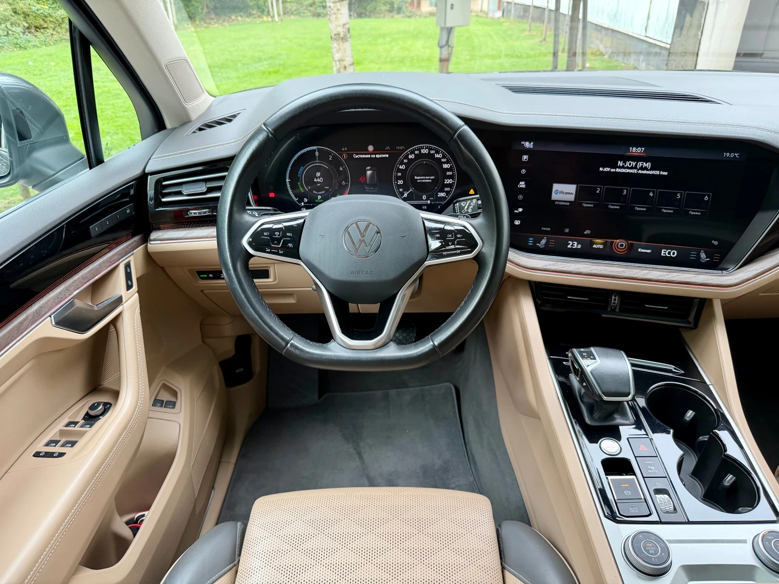 VW Touareg 3.0 Plug in Hybrid  Facelift, снимка 11 - Автомобили и джипове - 56273379