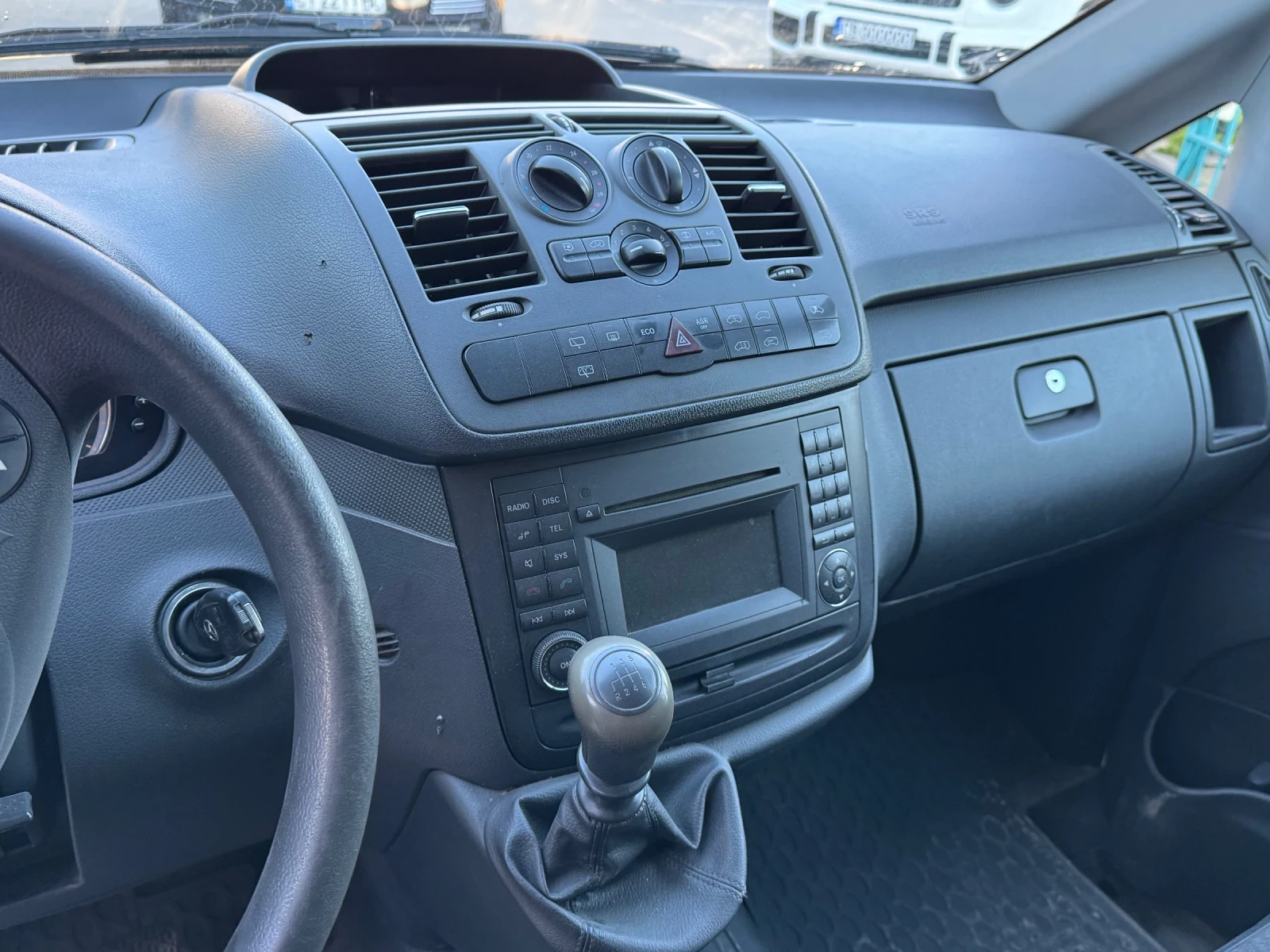 Mercedes-Benz Vito 116 CDI* Facelift* NAVI* Климатик* 8+ 1 места - изображение 3