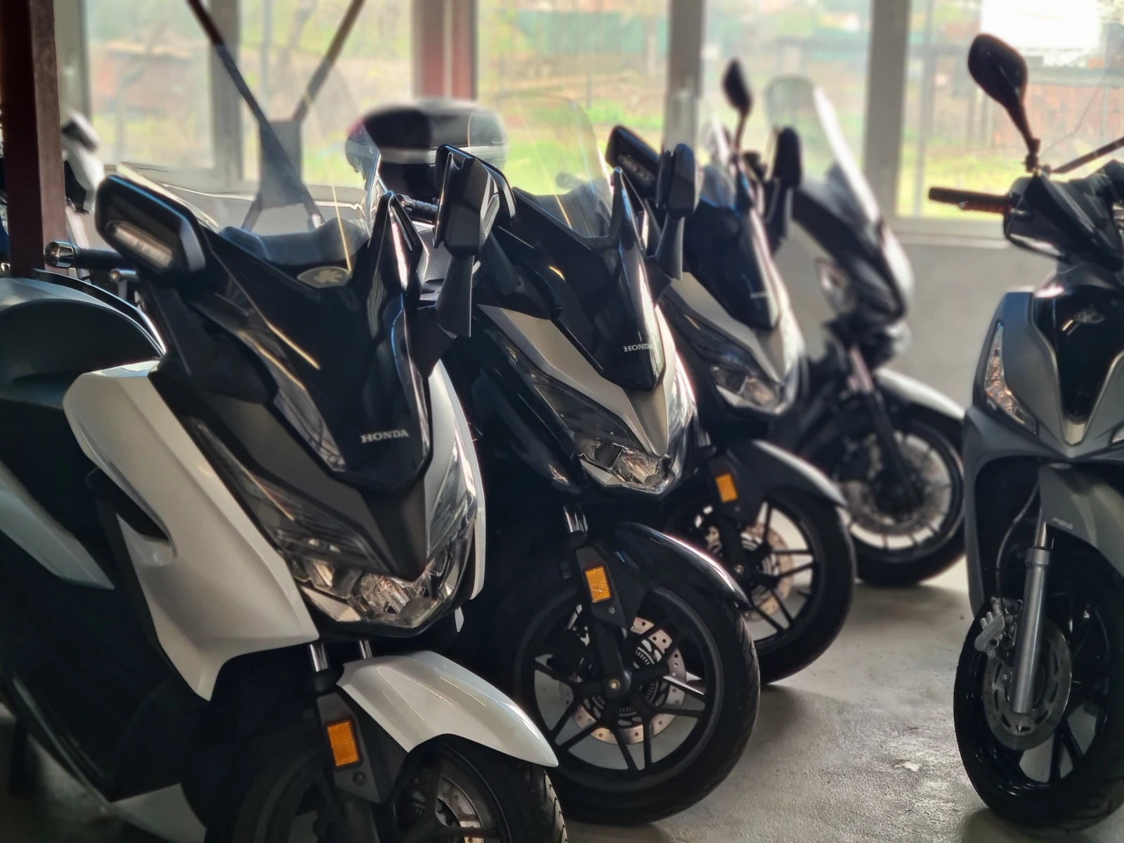 Kymco Downtown 350i ABS - изображение 7