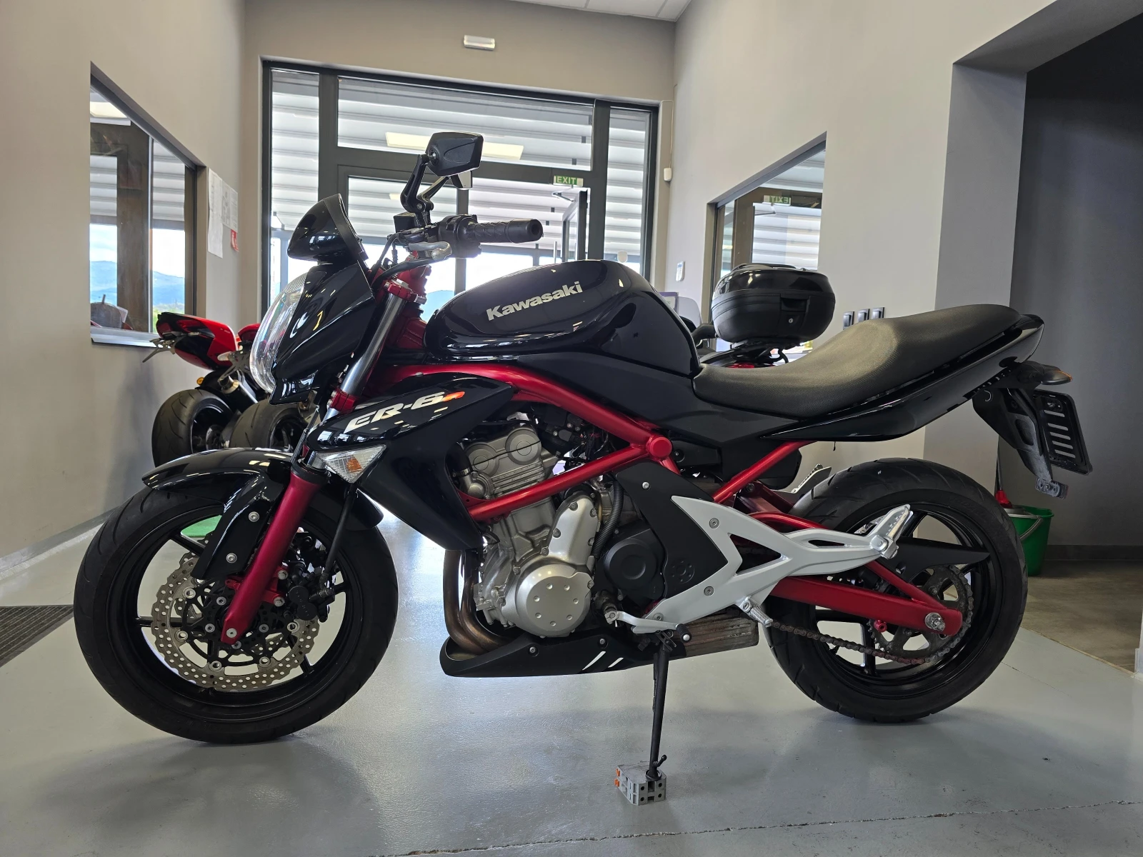 Kawasaki ER 6N, снимка 5 - Мотоциклети и мототехника - 56311597