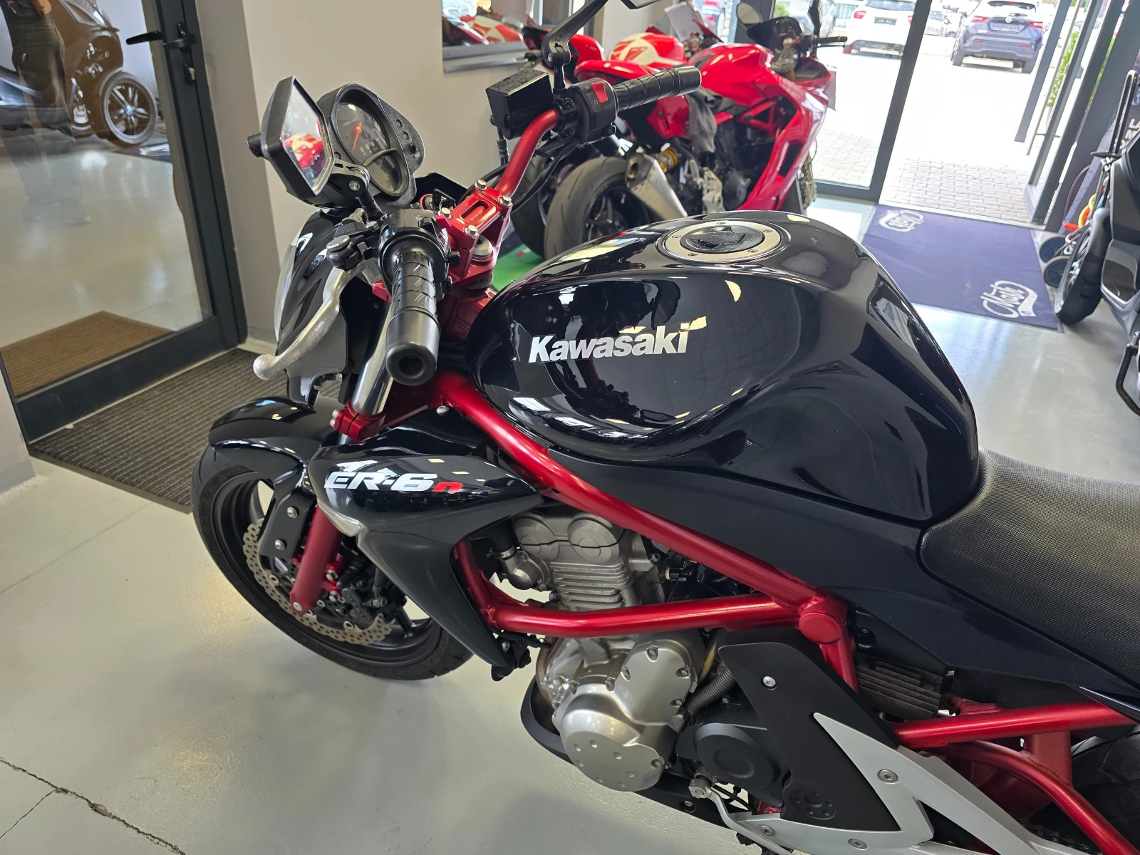 Kawasaki ER 6N, снимка 8 - Мотоциклети и мототехника - 56311597