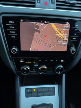 Skoda Octavia 1.5 TSI DSG Ambition, снимка 16