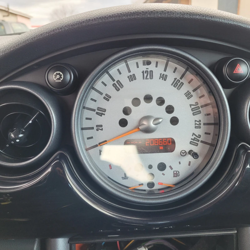 Mini Cooper 1.6i/90k.c., снимка 5 - Автомобили и джипове - 44002047