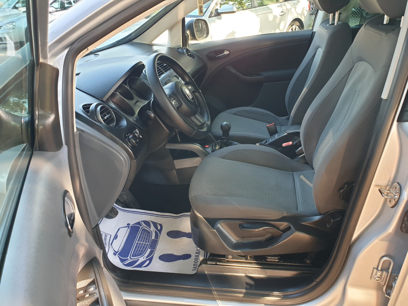 Seat Altea 1.9tdi-XL !!! Реален Пробег! , снимка 9 - Автомобили и джипове - 46438504