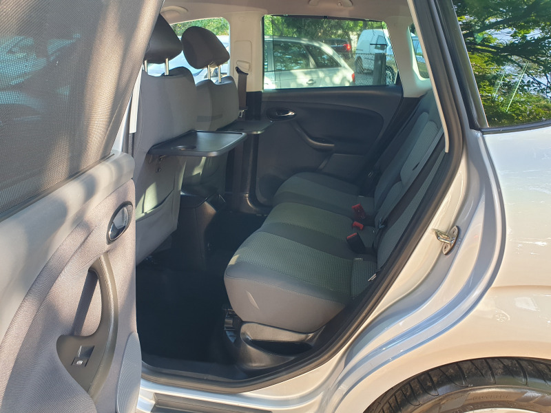 Seat Altea 1.9tdi-XL !!! Реален Пробег! , снимка 14 - Автомобили и джипове - 46438504