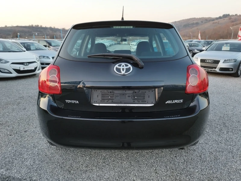 Toyota Auris 1.4DWD AVTOMAT , снимка 4 - Автомобили и джипове - 46851142