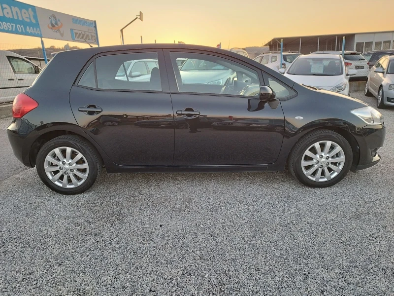 Toyota Auris 1.4DWD AVTOMAT , снимка 6 - Автомобили и джипове - 46851142