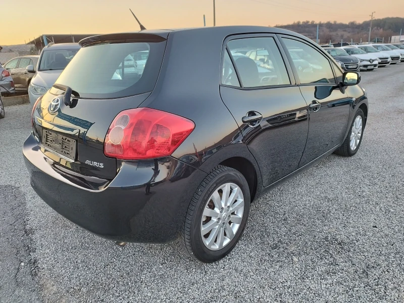 Toyota Auris 1.4DWD AVTOMAT , снимка 5 - Автомобили и джипове - 46851142