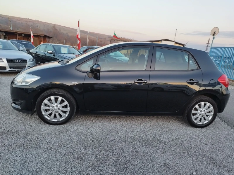 Toyota Auris 1.4DWD AVTOMAT , снимка 2 - Автомобили и джипове - 46851142