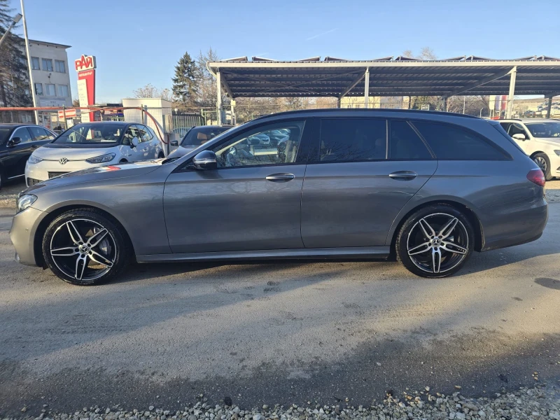 Mercedes-Benz E 220 AMG - Digital - 9G Tronic - 194к.с., снимка 7 - Автомобили и джипове - 48572796