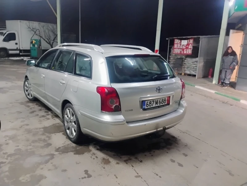 Toyota Avensis 2.0 D4D, снимка 5 - Автомобили и джипове - 48901280