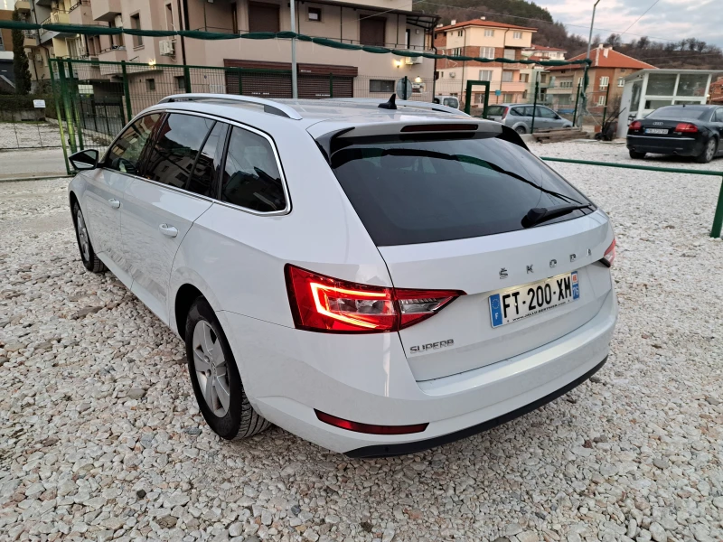 Skoda Superb 2.0 Tdi 150кс DSG , снимка 7 - Автомобили и джипове - 49031995