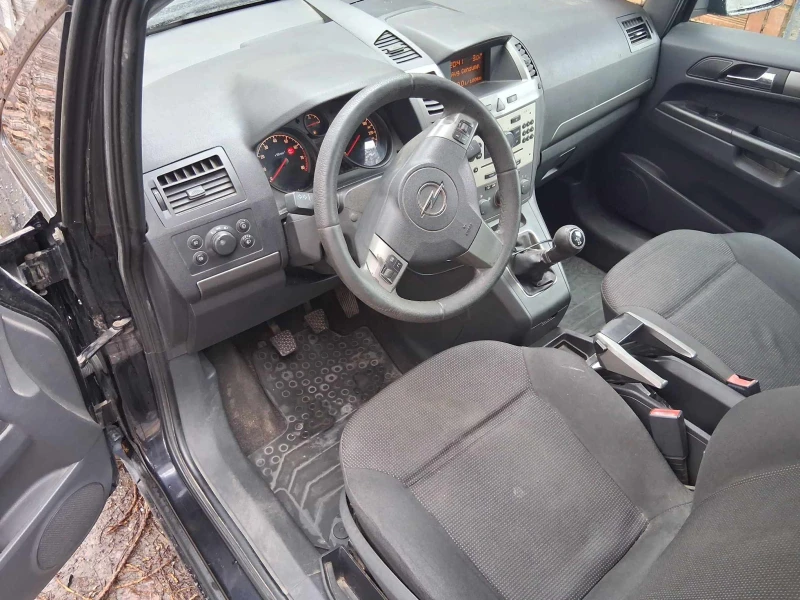 Opel Zafira 1.6 16V, снимка 10 - Автомобили и джипове - 49195974