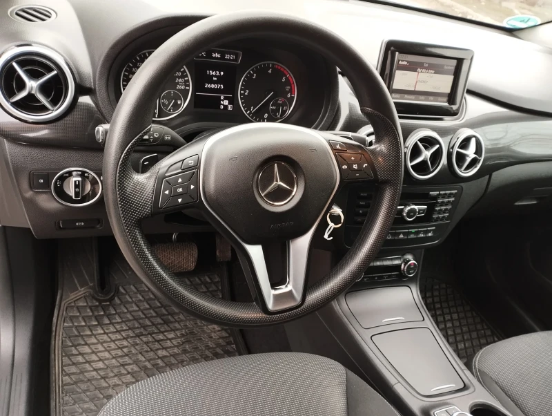 Mercedes-Benz B 200, снимка 7 - Автомобили и джипове - 49323510